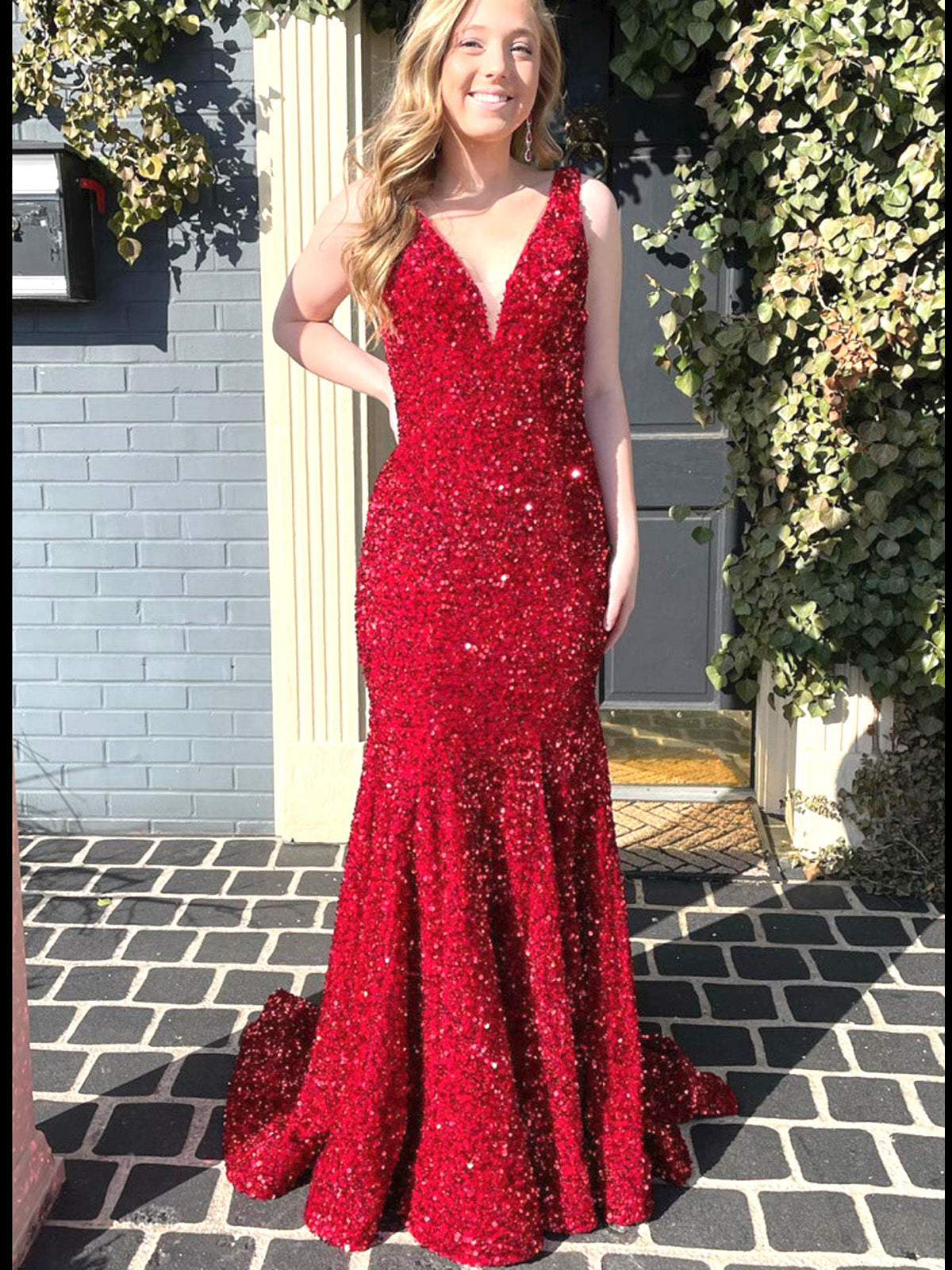 Long Dress Sequin V-neck Back Strap Fashion Long Sleeveless Party Dress GD101938