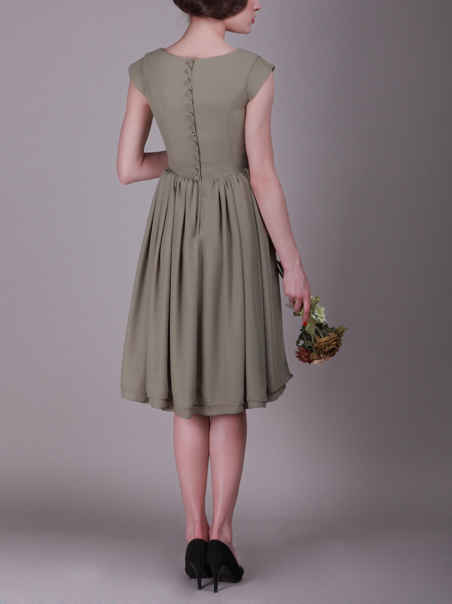 Chiffon Scoop Neck Sleeveless Bridesmaid Dress| Plus Size | 60+ Colors