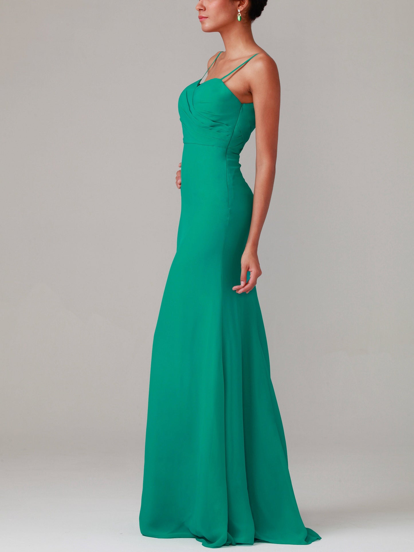 Chiffon Scoop Neck Sleeveless Bridesmaid Dress| Plus Size | 60+ Colors