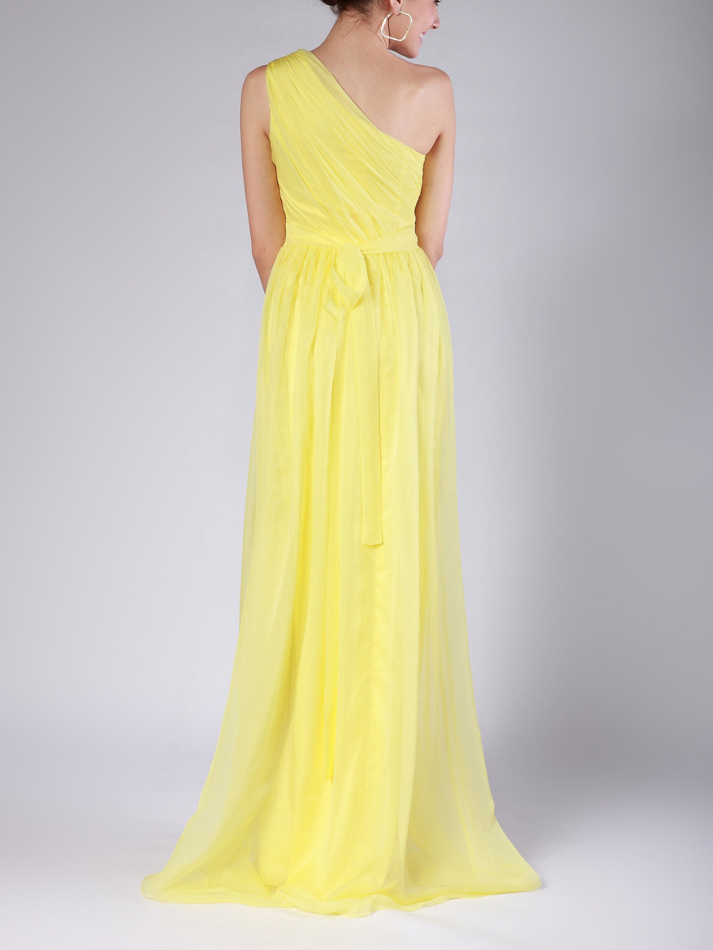 Chiffon Scoop Neck Sleeveless Bridesmaid Dress| Plus Size | 60+ Colors
