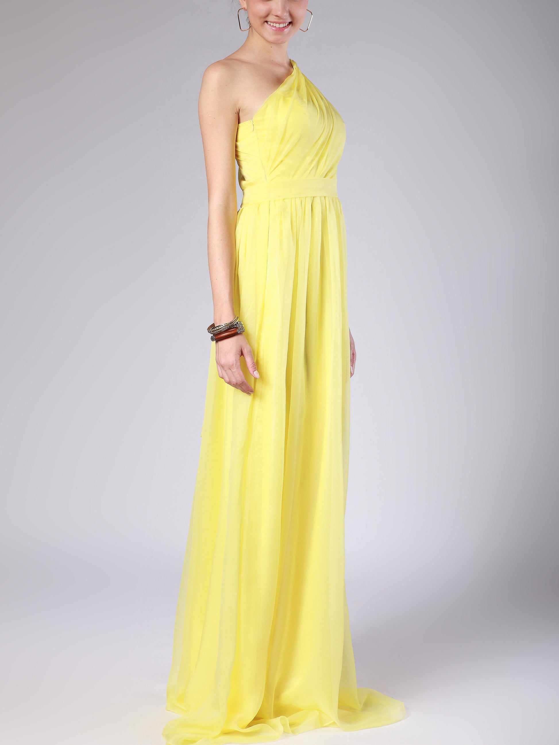 Chiffon Scoop Neck Sleeveless Bridesmaid Dress| Plus Size | 60+ Colors