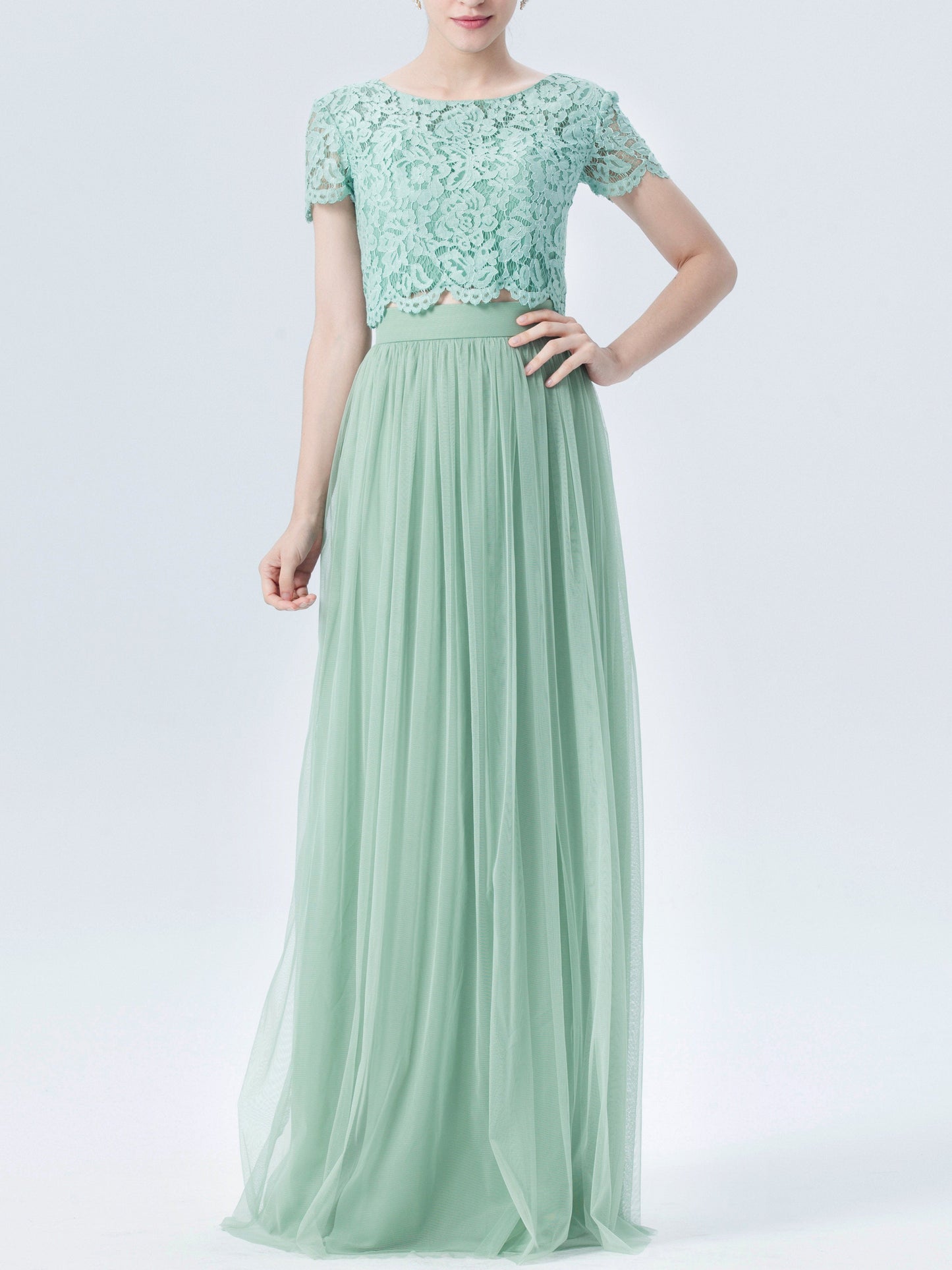 Lace Scoop Neck Sleeveless Bridesmaid Dress| Plus Size | 60+ Colors